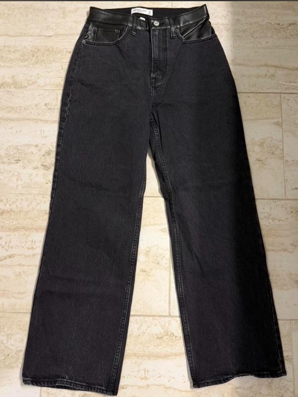 High-Rise Wide Leg Women’s Jeans - Black